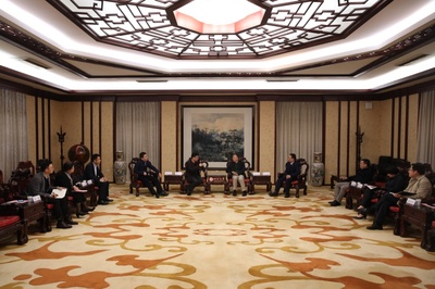 四川嘉祥集團(tuán)董事長(zhǎng)向克堅(jiān)一行蒞臨考察 共商實(shí)業(yè)興校發(fā)展大計(jì)